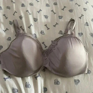 Playtex  42D bra